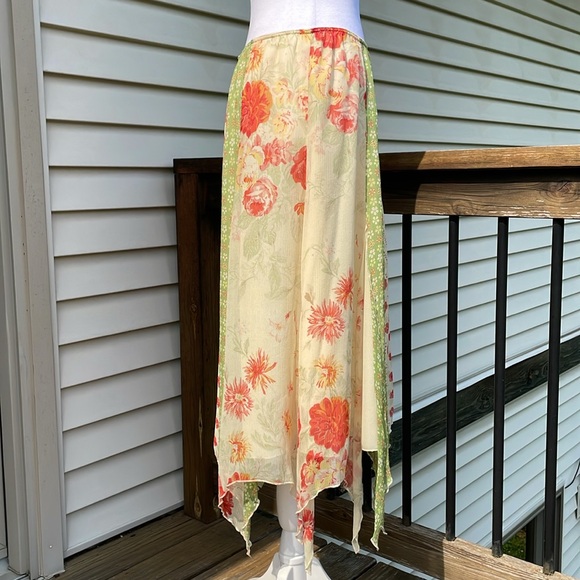 Boho Floral Skirt by Express - Picture 13 of 14